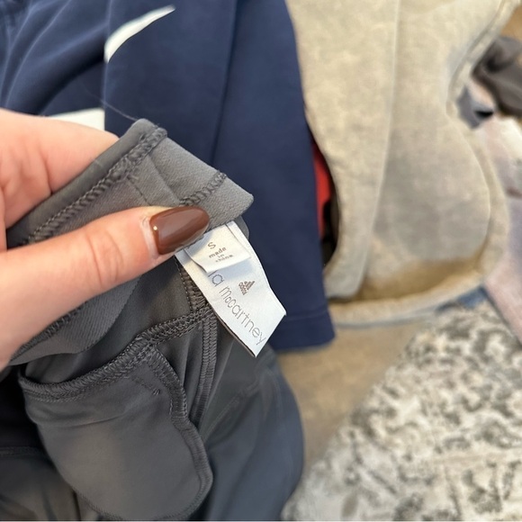 Adidas by Stella McCartney Cropped Leggings Asphalt Gray Elastic Waist Size S - Picture 9 of 10